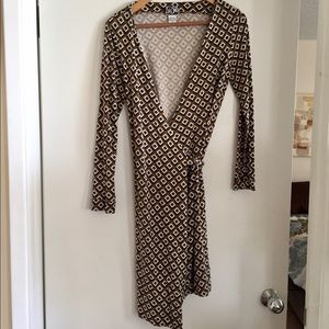 DVF vintage wrap dress in brown geometric