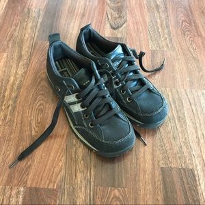 Skechers retro sneakers size 9.5