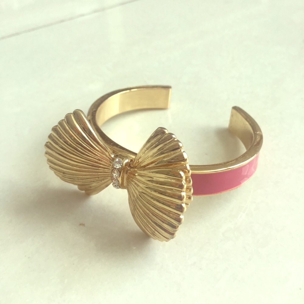 Lilly Pulitzer gold and pink bow bangle w/ rhinest