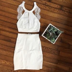 White two piece LuLus set