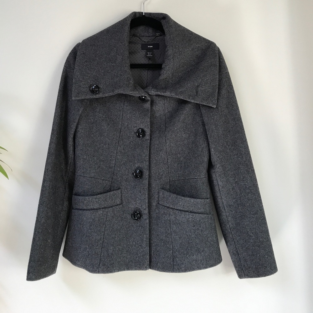 Wool pea coat with lapels
