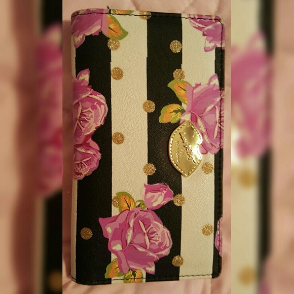 ❌❌Sold❌❌Betsey johnson wallet - Picture 3 of 5
