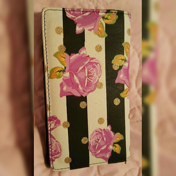 ❌❌Sold❌❌Betsey johnson wallet - Picture 4 of 5
