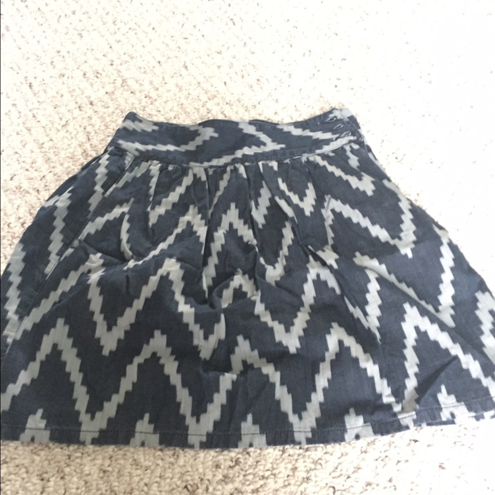 Authentic 7 for all Mankind chevron mini skirt