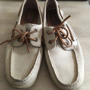 Sperry ivory/tan boat shoes
