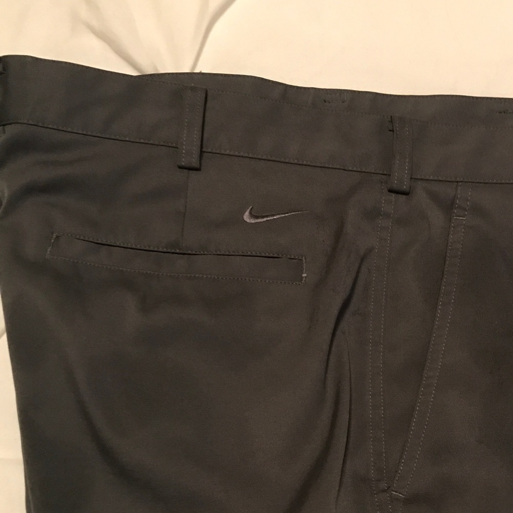 Men's grey Nike dryfit golf pants
