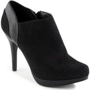 X-Appeal Dutchess Black Ankle Booties Size 9