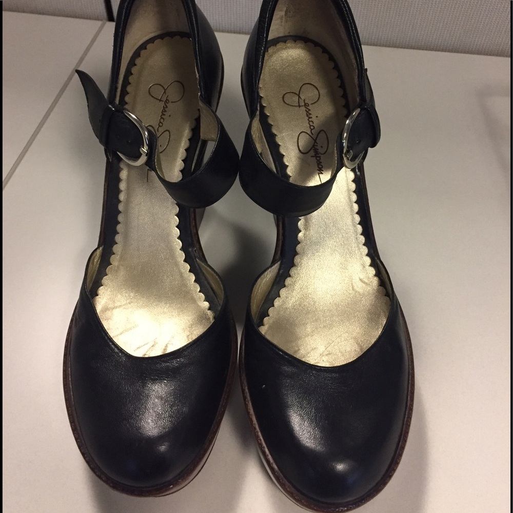 Jessica Simpson wedges