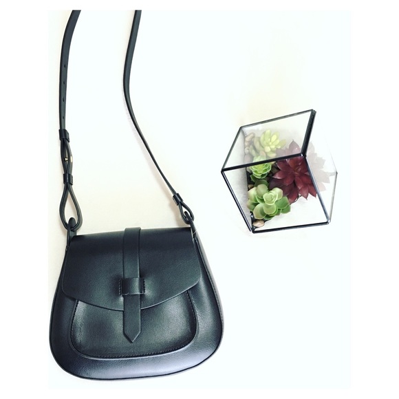 GAP Handbags - • Gap Minimalist Saddle Bag •