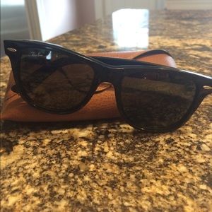 Wayfarer Ray Bans