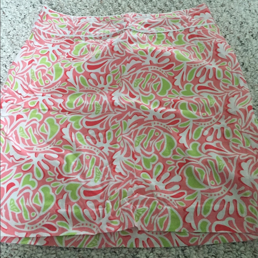 Summery Vineyard Vines mini skirt