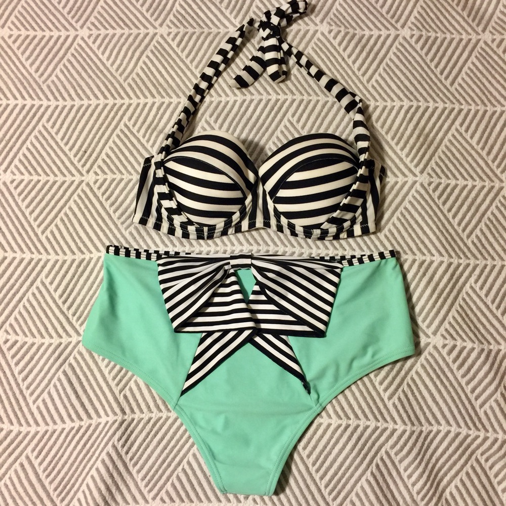 Mint Pin-up Style Bow Back High Waist Swimsuit Set