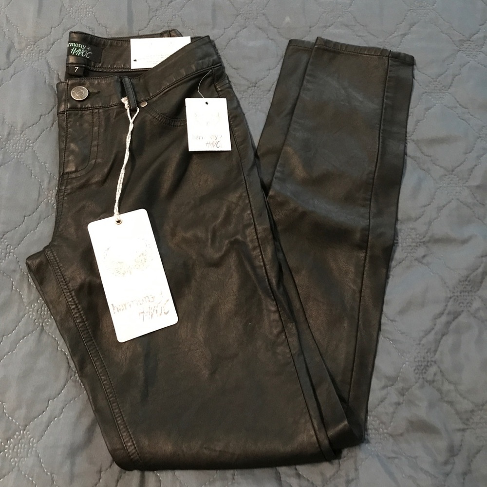 Black faux leather skinny pants