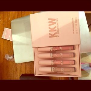 Kylie cosmetics kkw creme liquid lipsticks