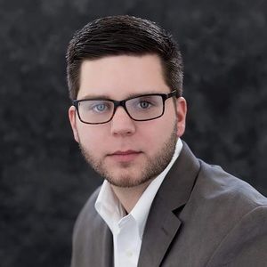 Meet your Posher, Christopher