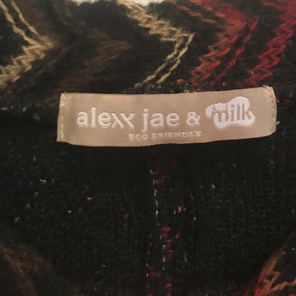 🚫SOLD🚫 Aztec Sweater - Picture 3 of 3