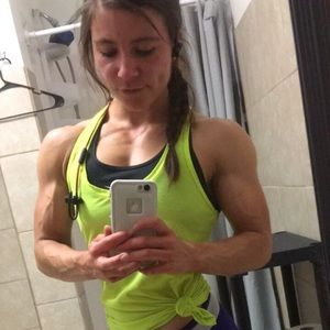 Meet your Posher, Kayla