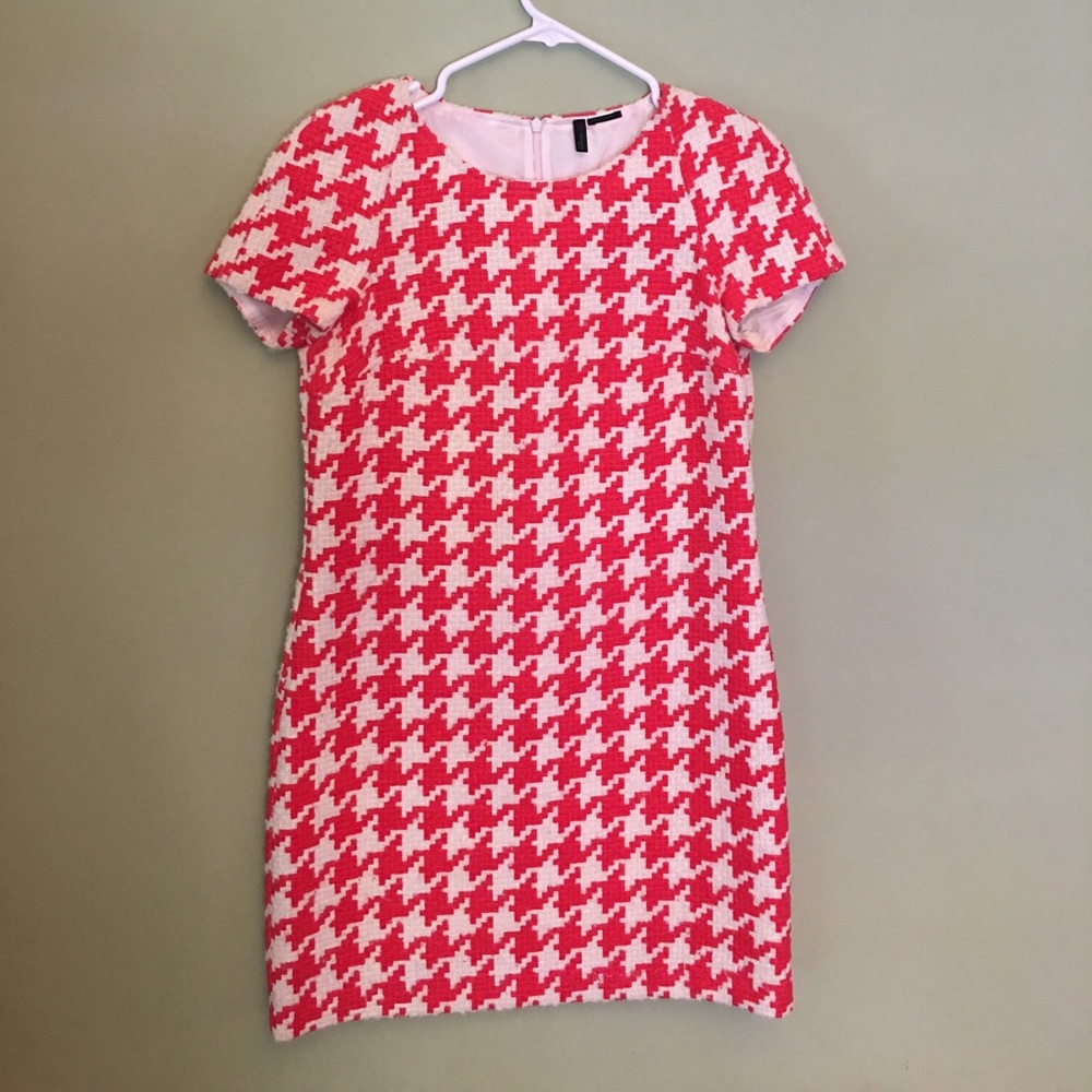 Straight red and white shift dress
