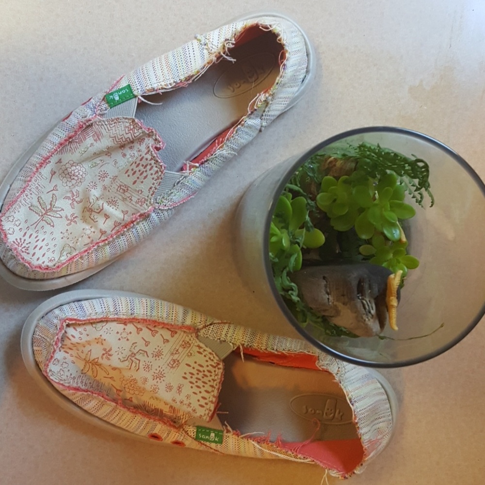 Sanuk summer shoes