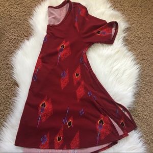 LuLaRoe small perfect t red Aztec unicorn 🦄