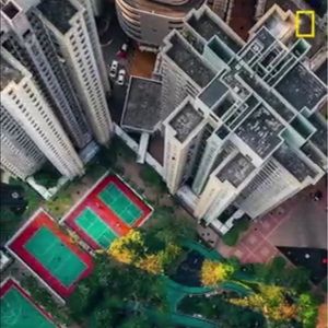 Meet your Posher, Santos