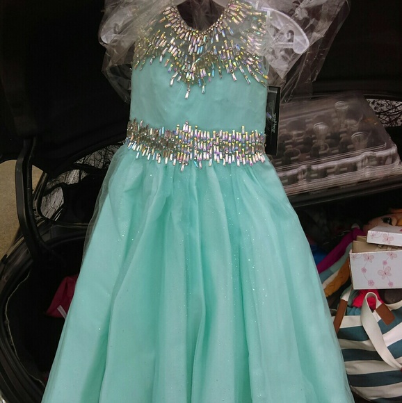 Pageant dress