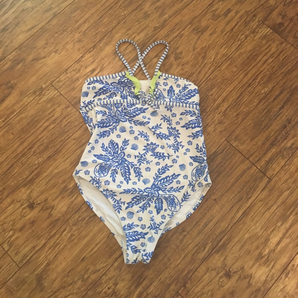 One Piece bathing suit