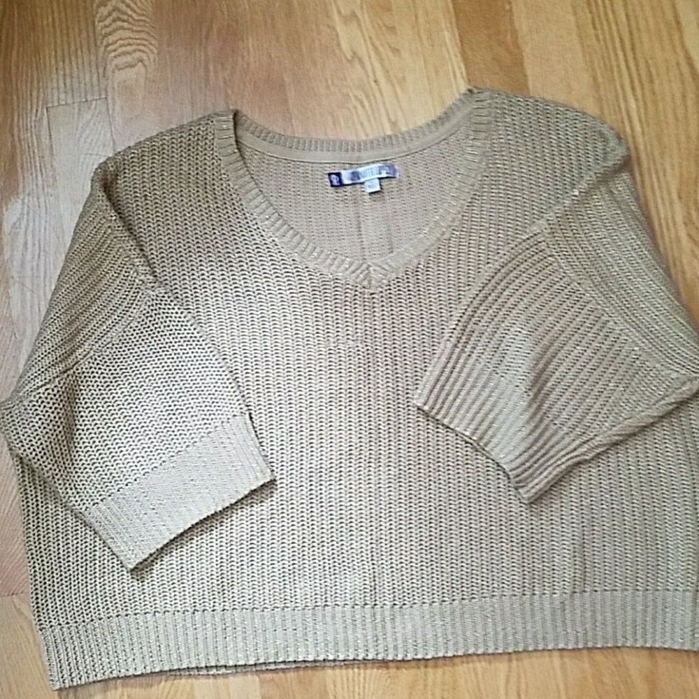 Jennifer Lopez sweater top