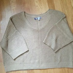 Jennifer Lopez sweater top