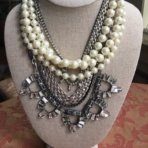 Starlet Pearl Necklace