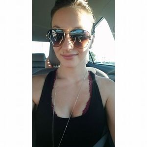 Meet your Posher, Savannah