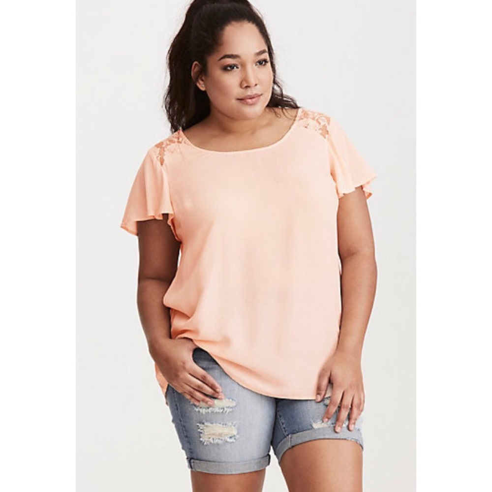 New with tags Torrid blouse