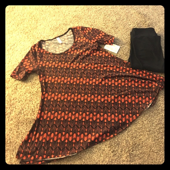 SOLD! 🦄 LulaRoe Perfect T- XXS 🦄 - Picture 4 of 4