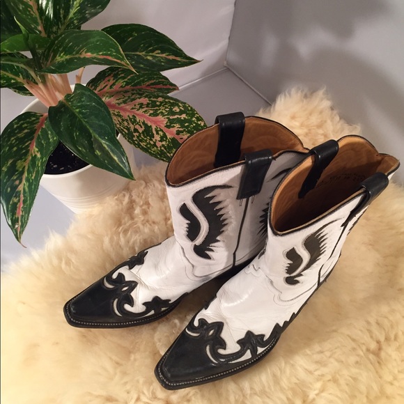 Leather Handmade Corral Cowgirl Boots - Picture 2 of 3