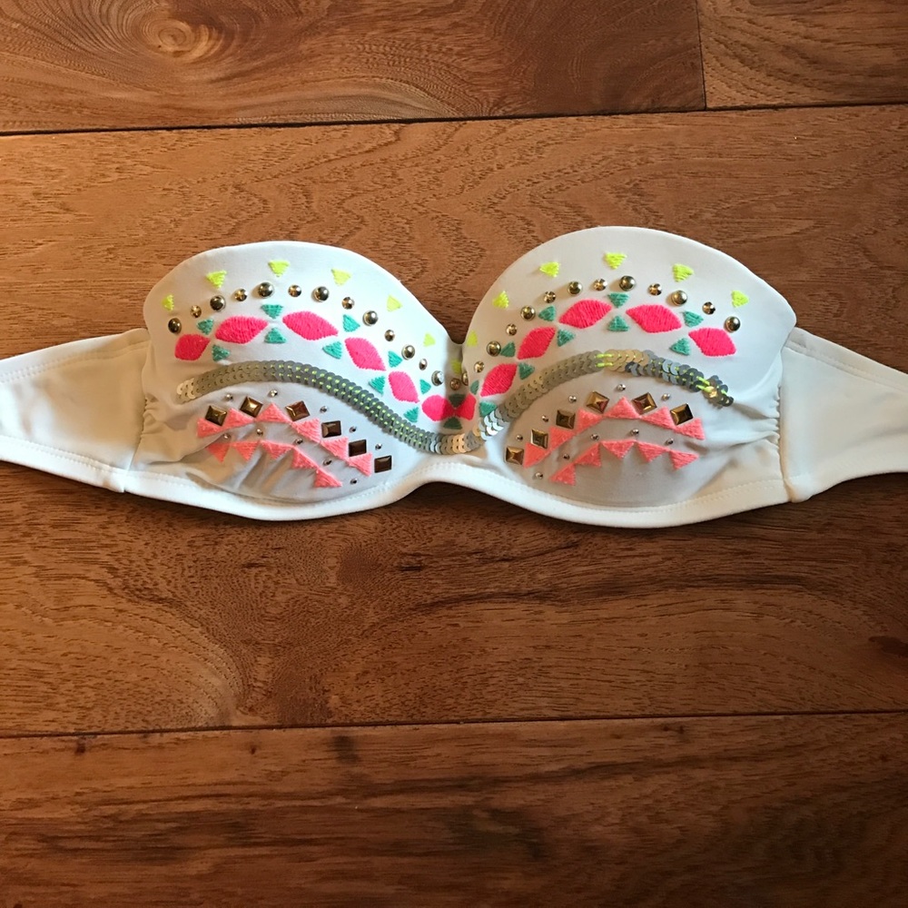 Xhilaration Bikini top