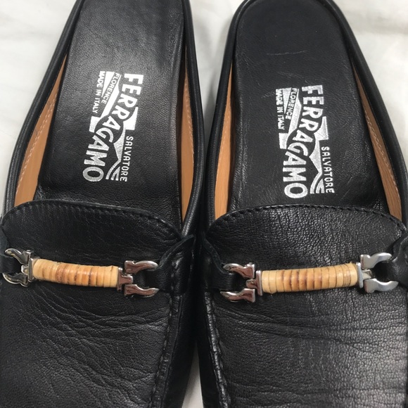 Ferragamo Black Flats NWOT - Picture 5 of 5