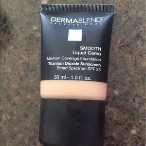 Dermablend smooth liquid camo foundation-used