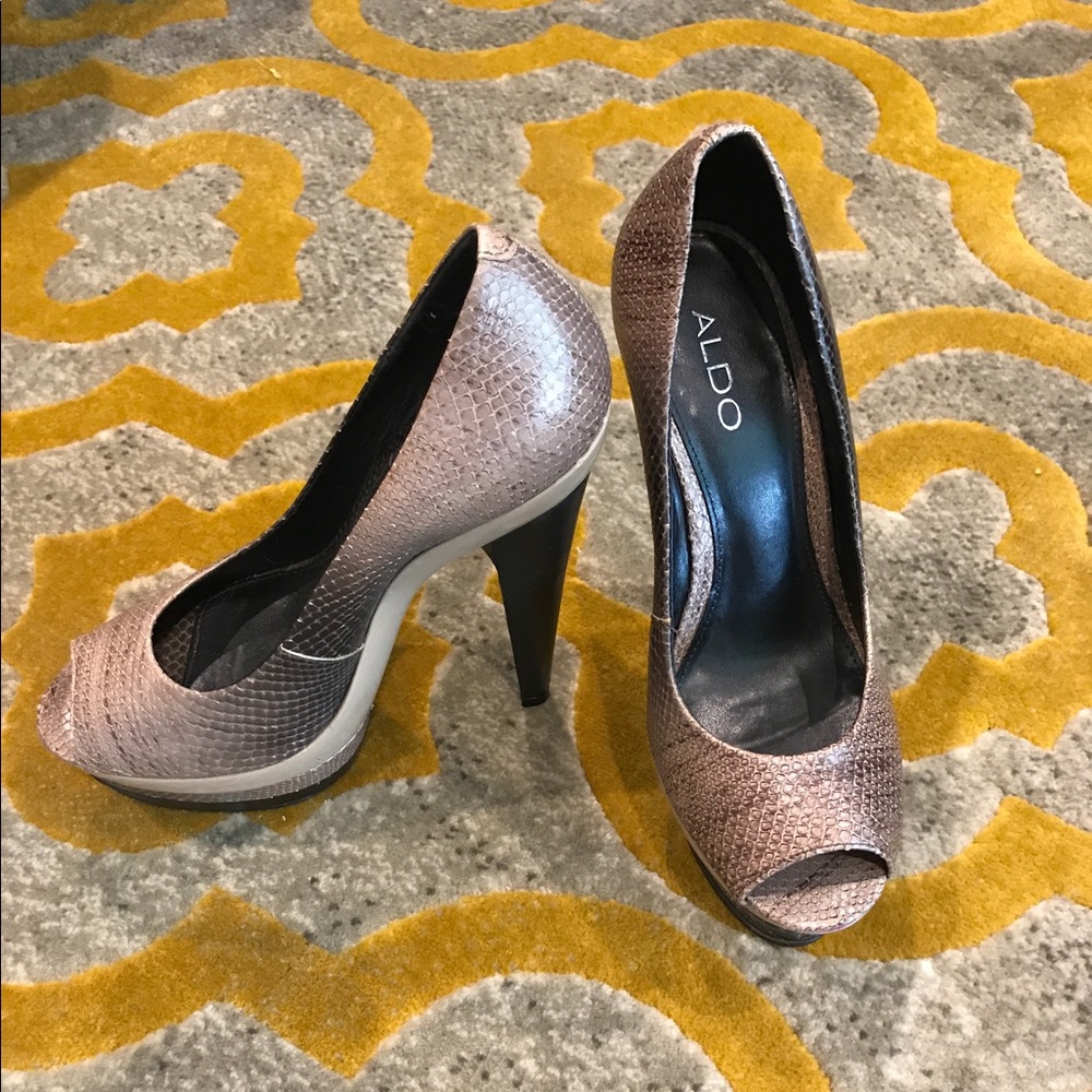 Aldo snake skin high heels-worn once!