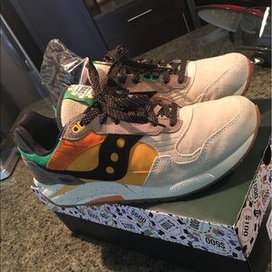 Feature x Saucony G9 Shadow 5