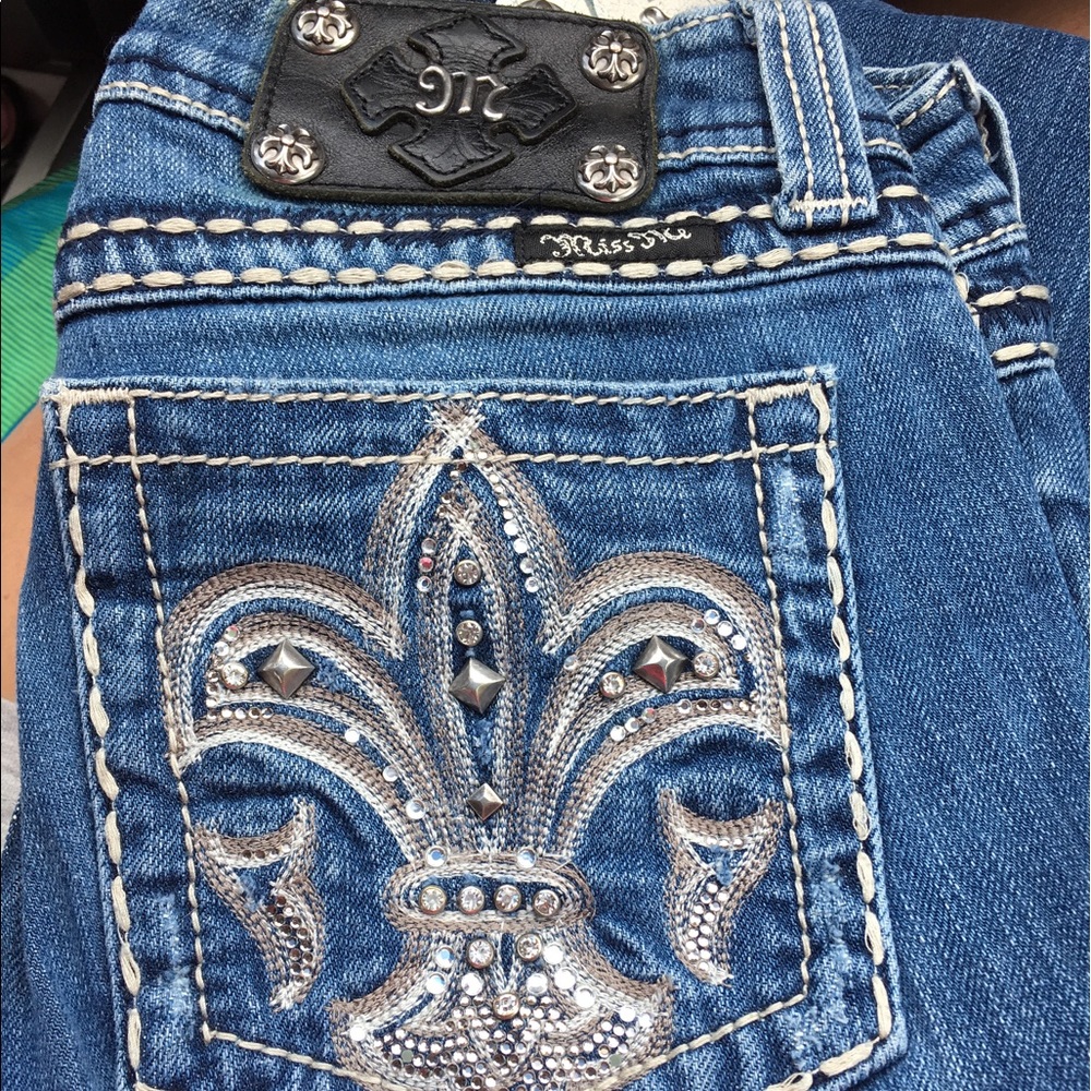 Women's miss me sz 27