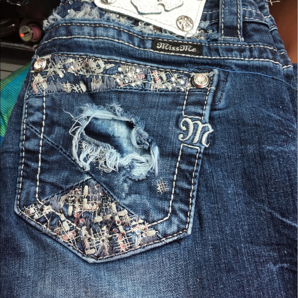 Women's miss me sz 27