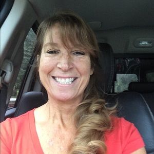 Meet your Posher, Christine