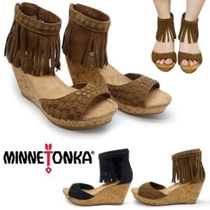 Minnetonka Isabel Dusty Brown Cork Wedge size 9