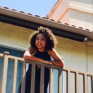 Meet your Posher, Olivia