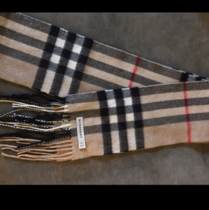 100% Cashmere Burberry scarf