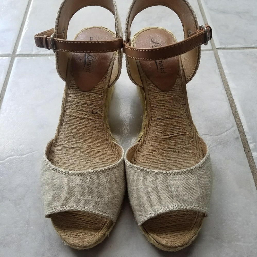 Lucky Brand Tan Wedge