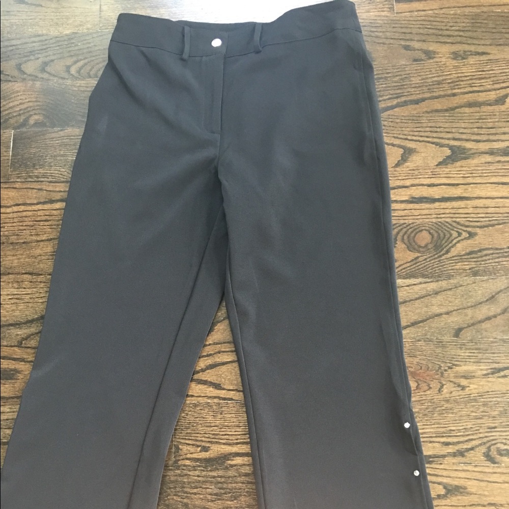 Joseph Ribkoff Black Capris Size 6