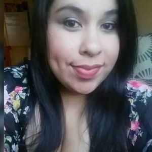 Meet your Posher, Cecilia secy