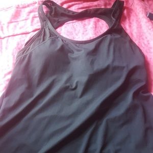 XL Fabletics tank top