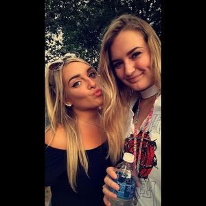 Meet your Posher, Victoria